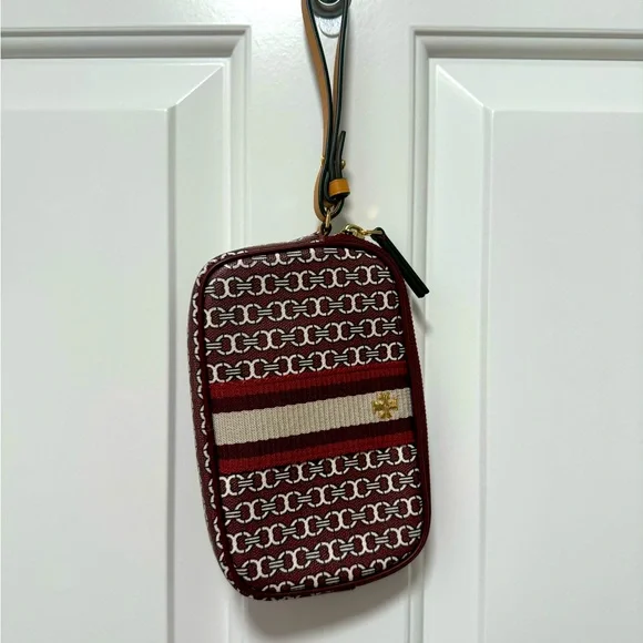 Tory Burch Gemini Wristlet - Picture 2 of 9